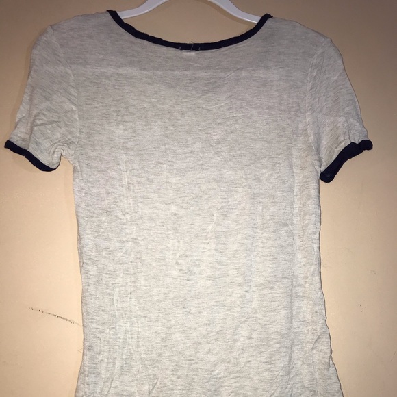 T-Shirt - Picture 3 of 3